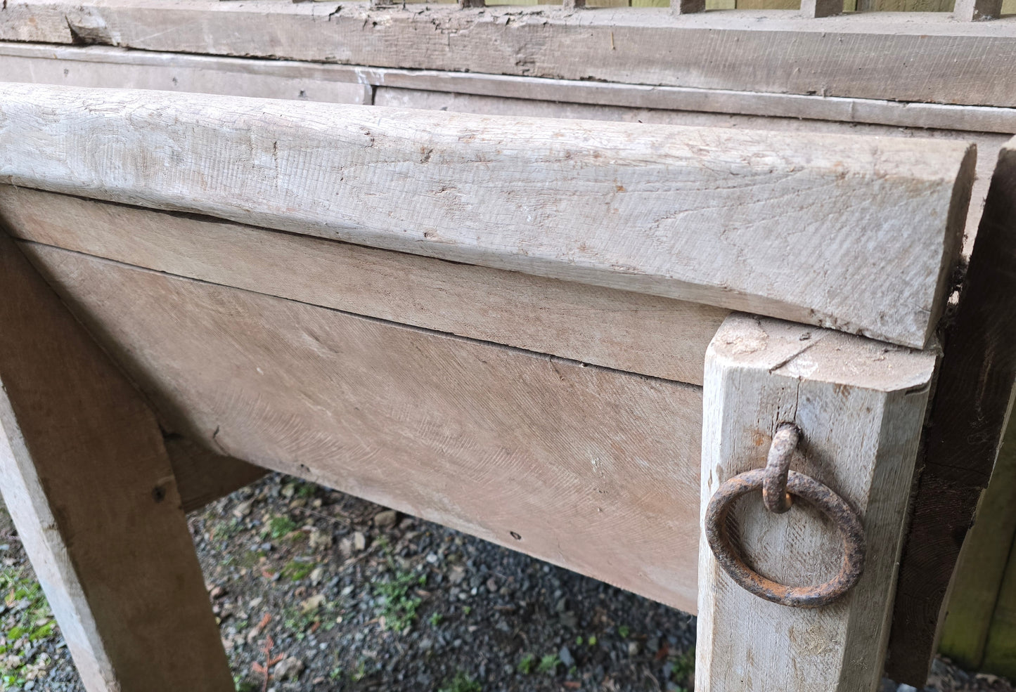 Victorian Horse Stable Manger / Feeding Trough with Hay Rack and Iron Tether Rings