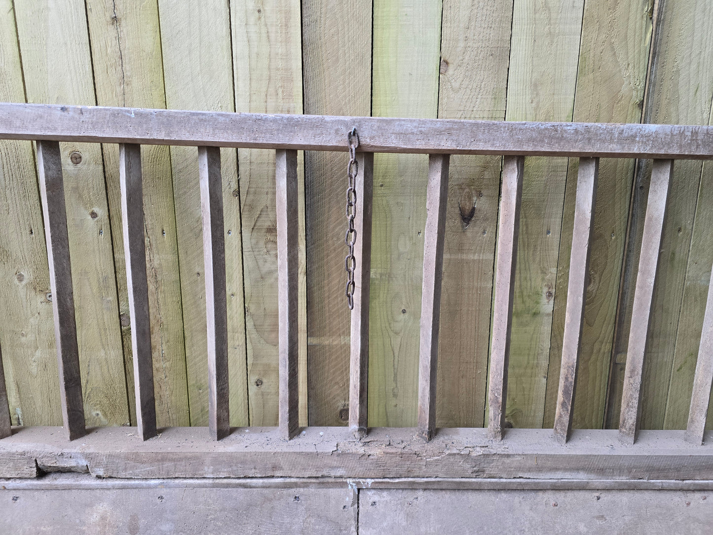 Victorian Horse Stable Manger / Feeding Trough with Hay Rack and Iron Tether Rings